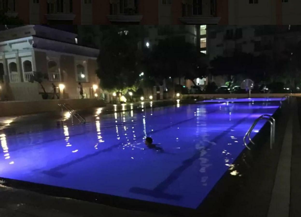 Chateau Elysee A3 Near Airport Wifi Kitchen Paranaque City Esterno foto