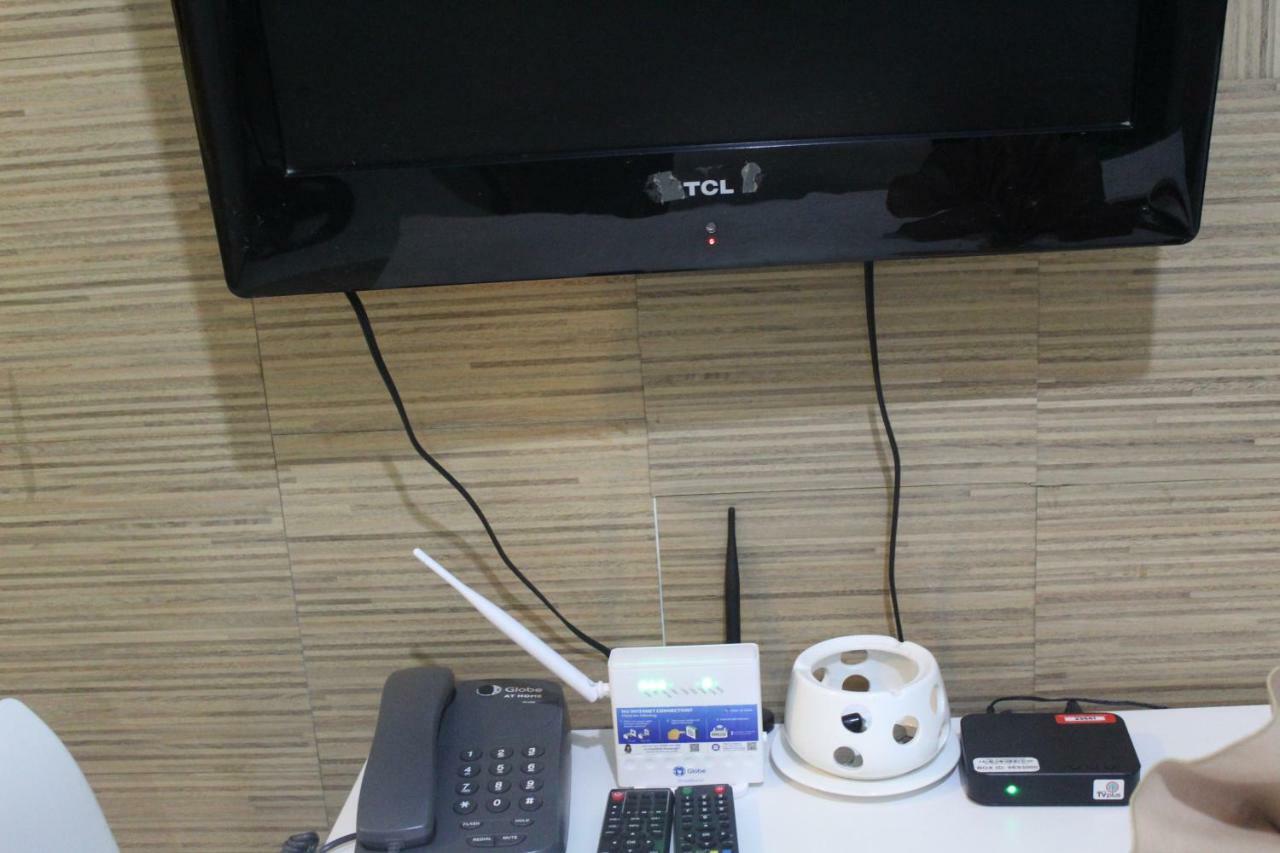 Chateau Elysee A3 Near Airport Wifi Kitchen Paranaque City Esterno foto
